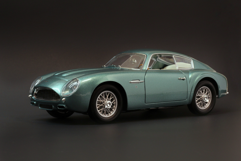 Illustration for article titled 1:18 scale Aston Martin DB4 Zagato by Whitebox